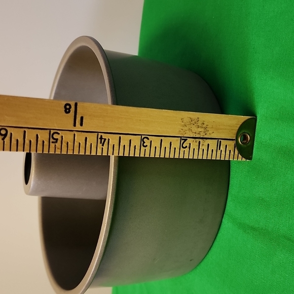 Wilton Kitchen Wilton Cheesecake Pan And Angel Food Cake Pan Poshmark